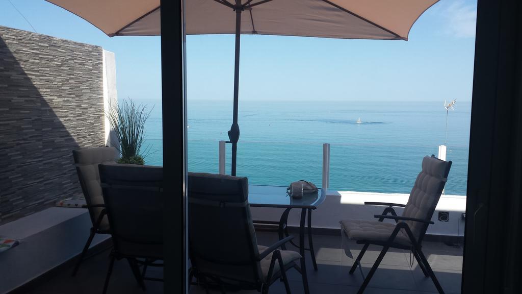 Beachfront Bungalow Apartment Torremolinos Room photo